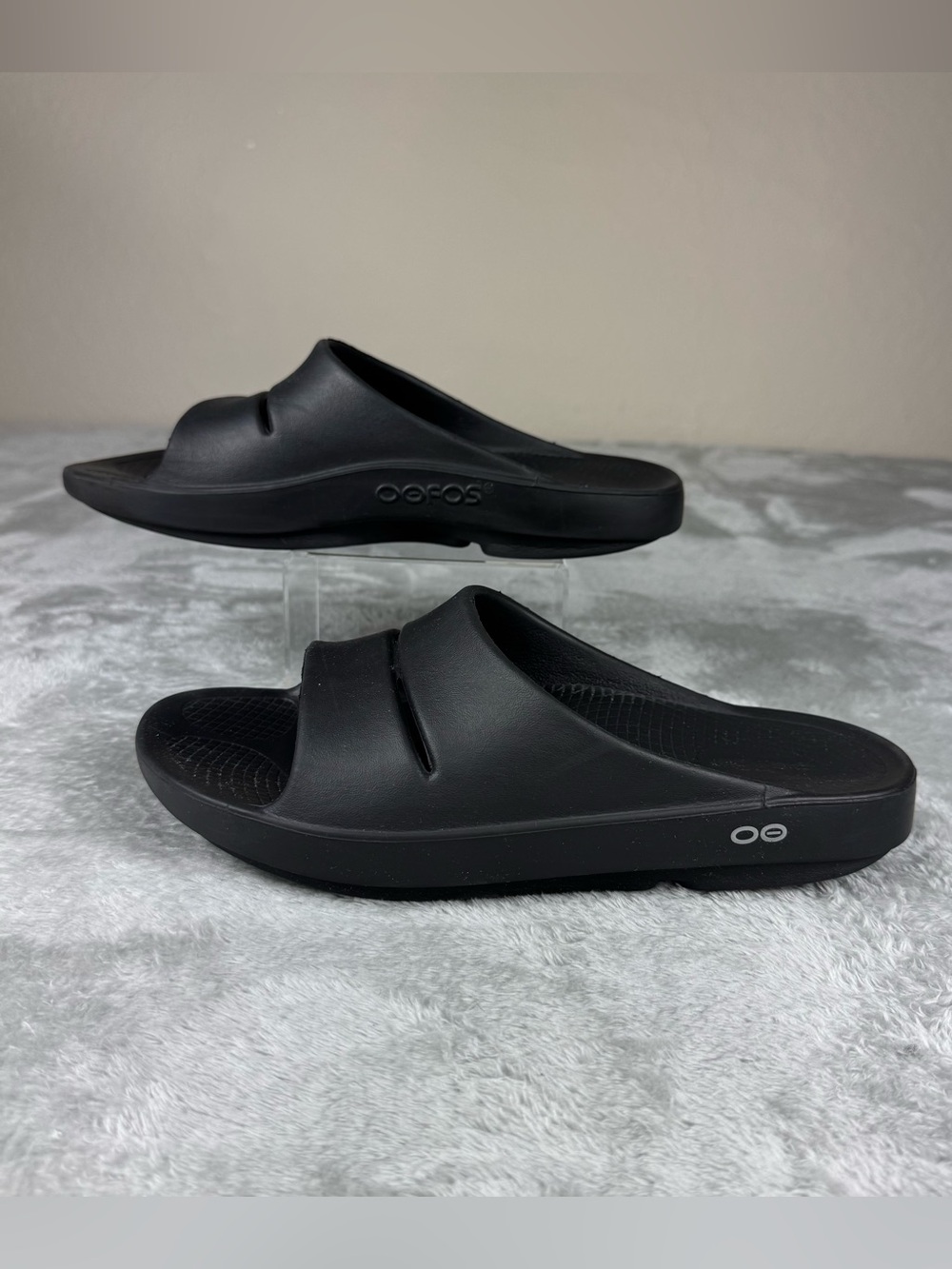 Oofos Ooahh Black Unisex Sports Slide Recovery Men Women unisex